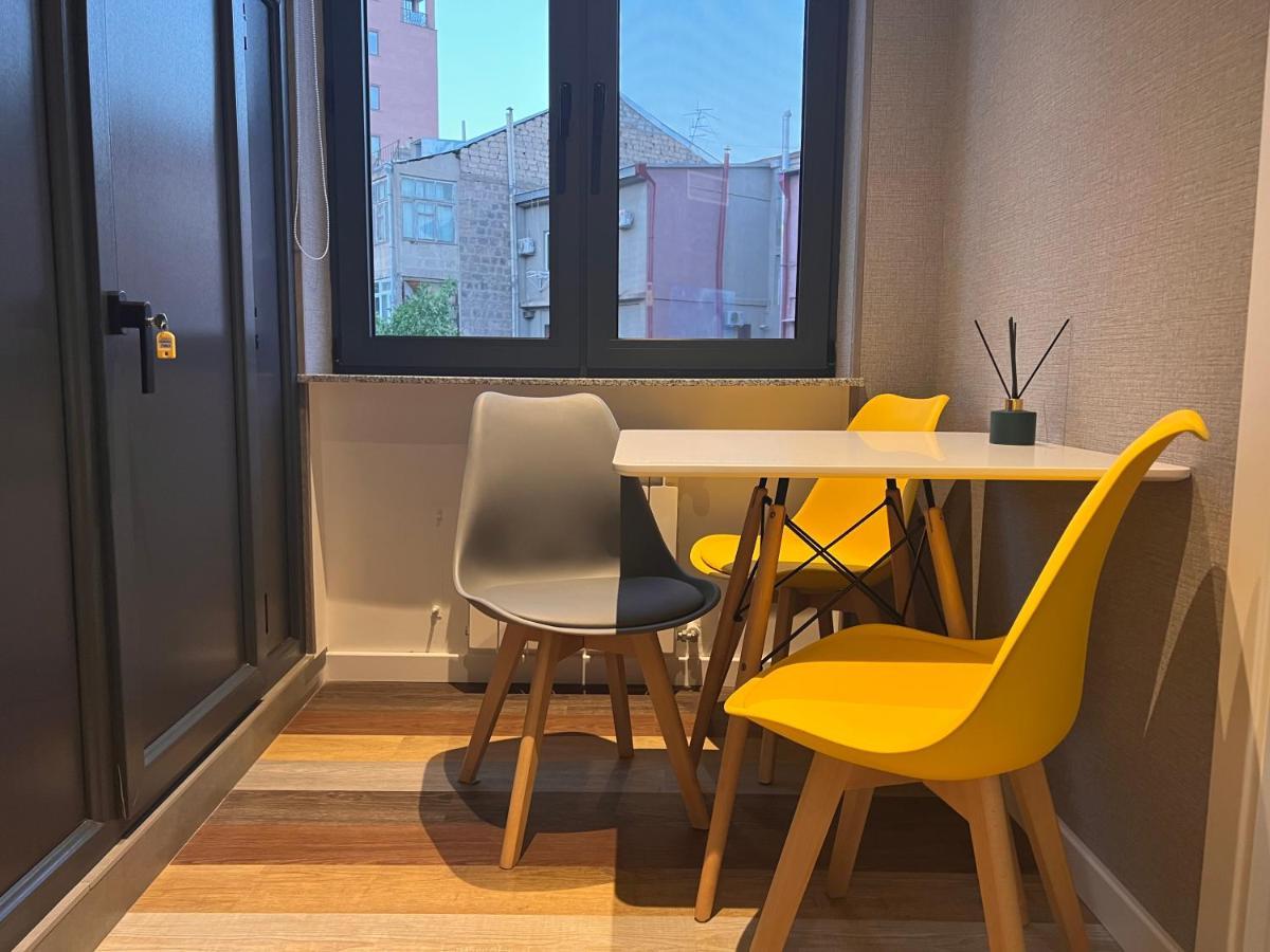 Tumanyan Apartments Yerevan Exterior photo